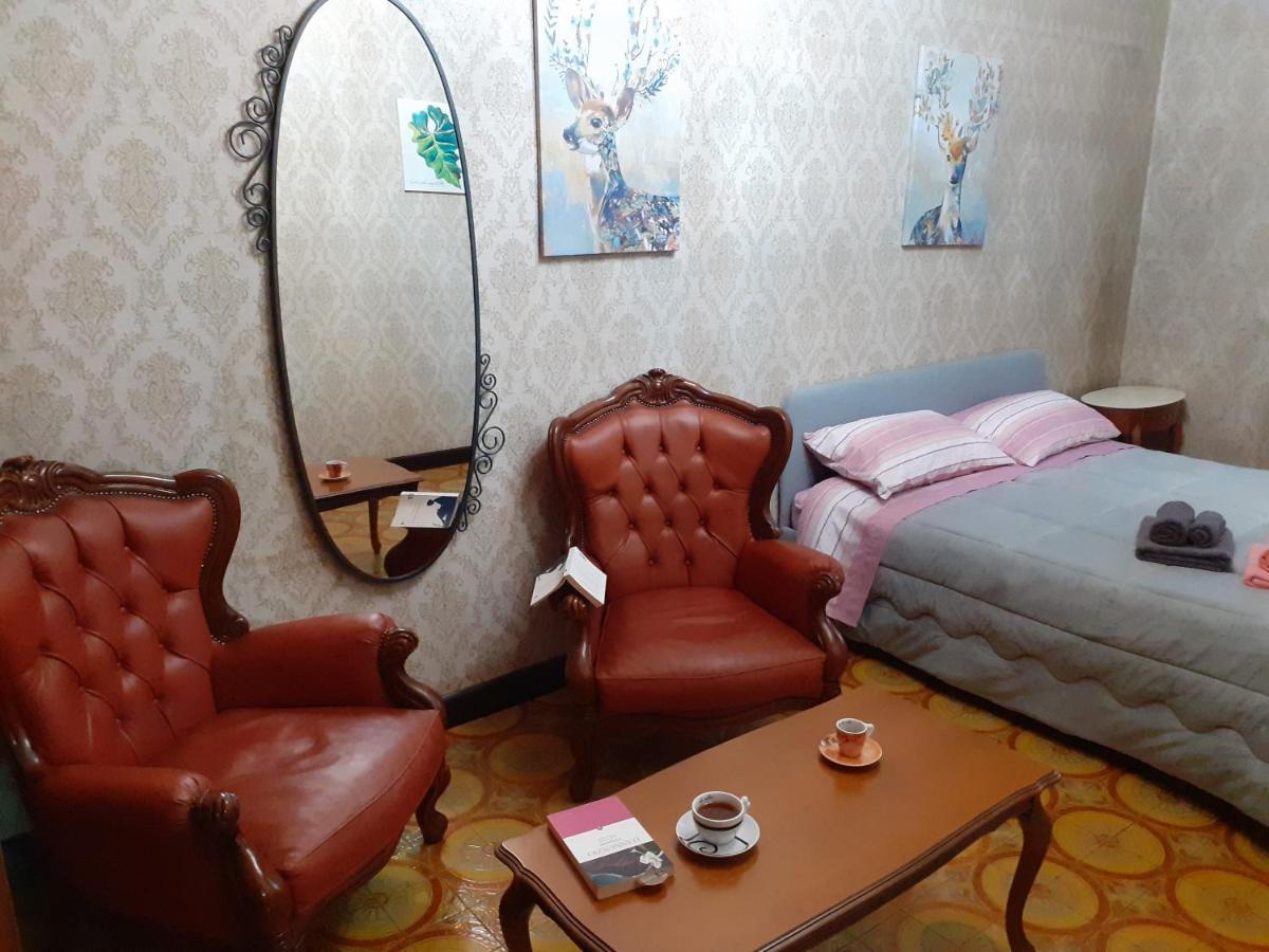 Meneghina House * Milán